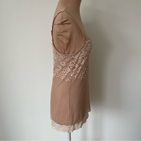 Commando Ivory Beige Nude Tulip Lace & Mesh Camisole Layering Top EUC Size S/M - Picture 5 of 12